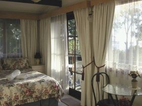 Chalet Swisse Spa - Accommodation Daintree 1