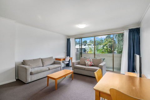 Knox International Hotel - Accommodation Daintree 1