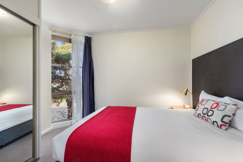 Knox International Hotel - Accommodation Daintree 2