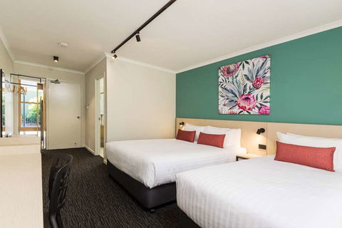 NIghtcap At Balaclava Hotel - Accommodation Daintree 2