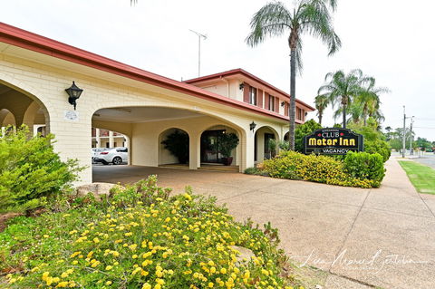 Narrandera Club Motor Inn - Accommodation Daintree 0