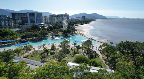 Pacific Hotel Cairns - Accommodation Daintree 0