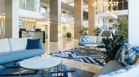 Pacific Hotel Cairns - Accommodation Daintree 2