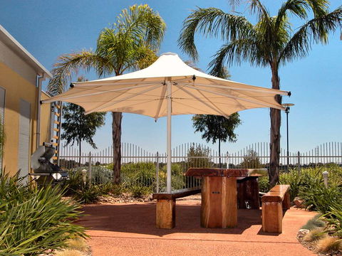 Majestic Oasis Apartments - Accommodation Daintree 1