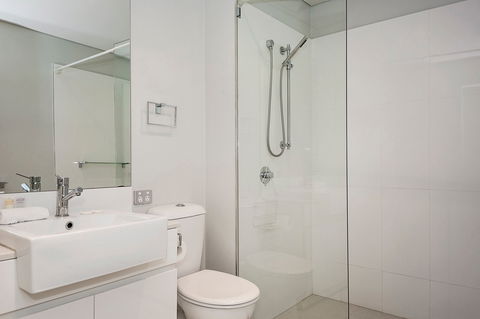 Astra Apartments Perth - Accommodation Daintree 2