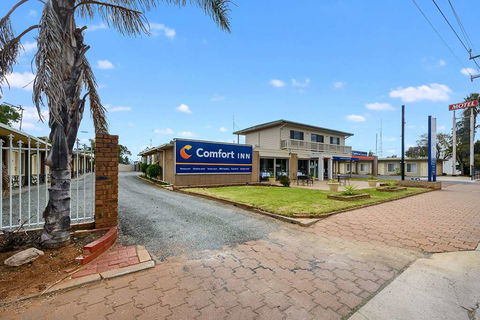 Comfort Inn Flinders On Main - Accommodation Daintree 0