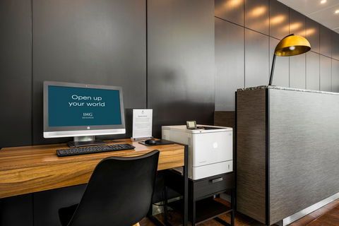 Holiday Inn Sydney Airport - Accommodation Daintree 16
