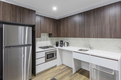 Meriton Serviced Apartments North Sydney - Accommodation Daintree 2