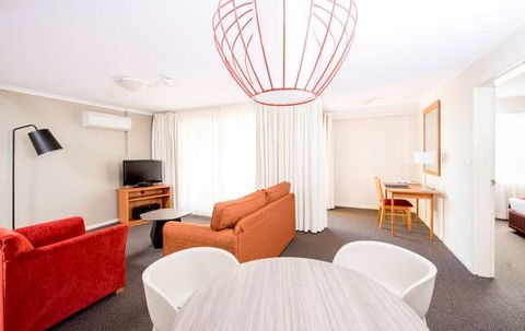 Mantra On Northbourne - Accommodation Daintree 1