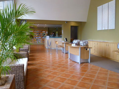 Ocean Beach Resort And Holiday Park - Accommodation Daintree 1