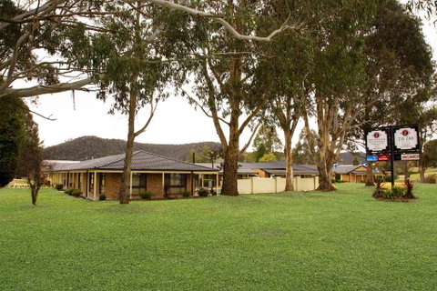 Zig Zag Motel - Accommodation Daintree 0