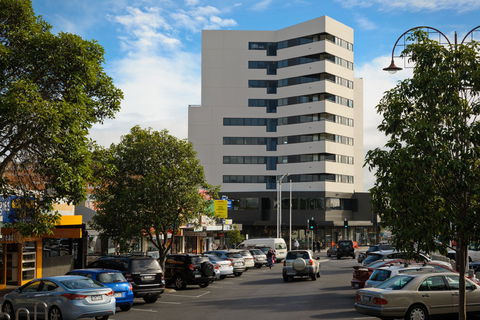 Apartments @ IKON Glen Waverley - Accommodation Daintree 0