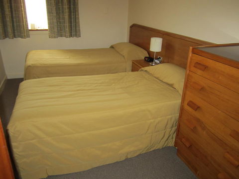 University House - ANU - Accommodation Daintree 36