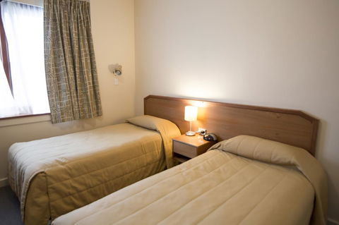 University House - ANU - Accommodation Daintree 1