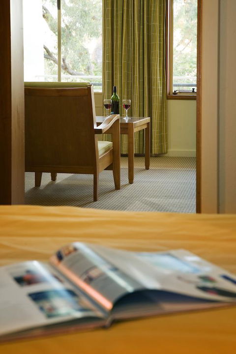 University House - ANU - Accommodation Daintree 12