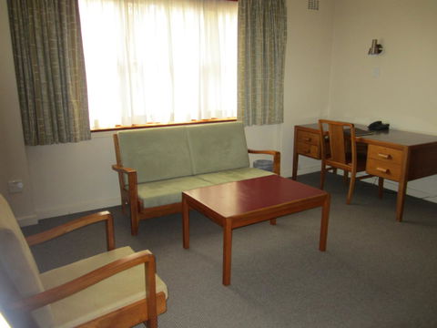 University House - ANU - Accommodation Daintree 38