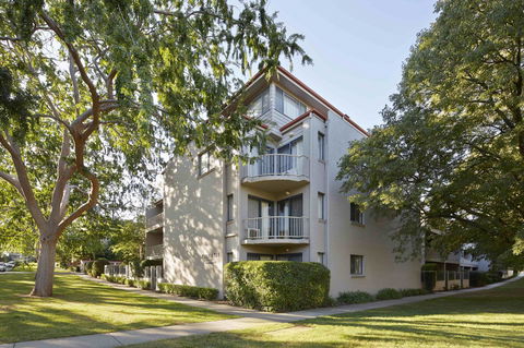 Pinnacle Apartments - Accommodation Daintree 3