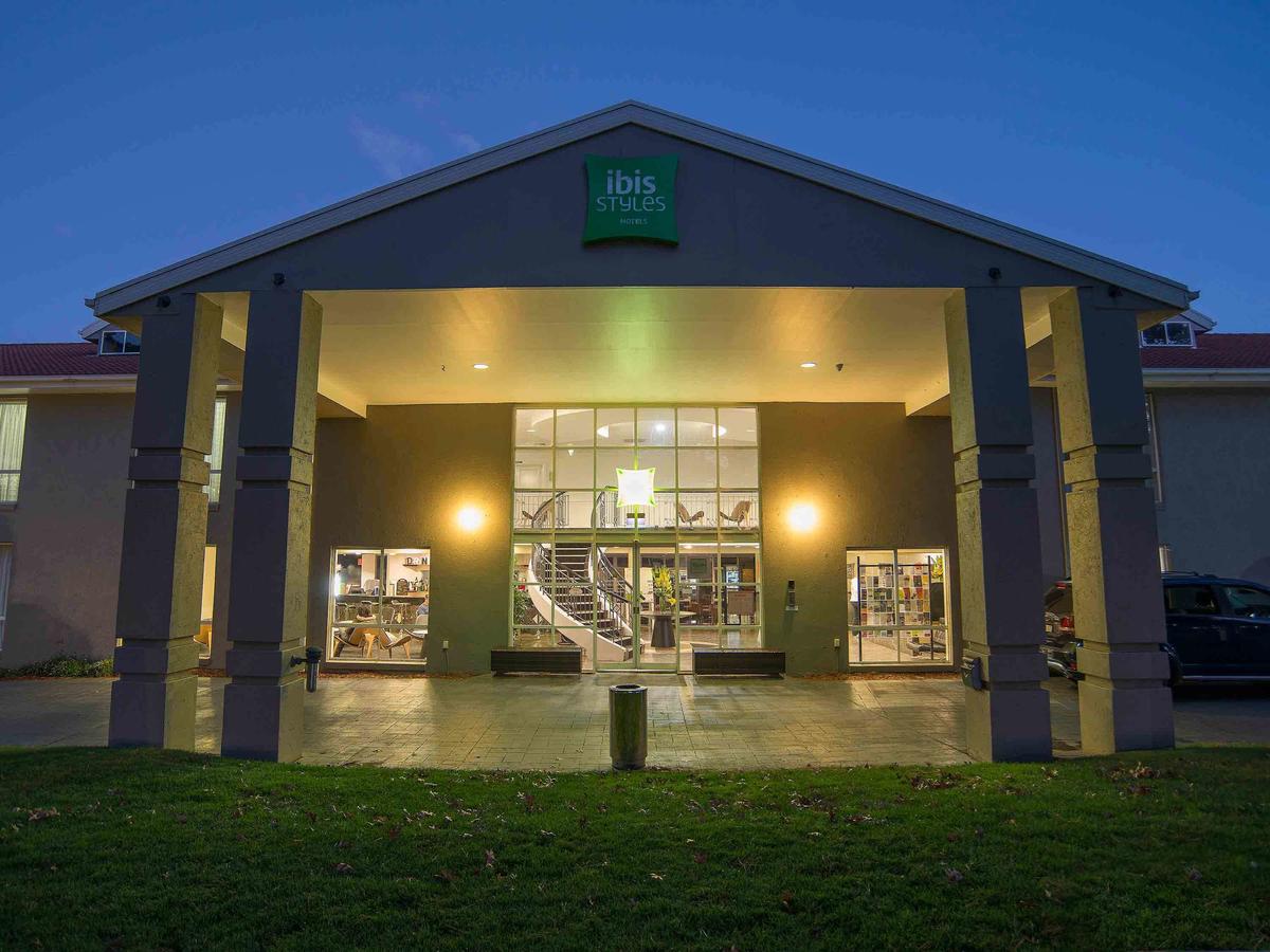 Narrabundah ACT Accommodation Daintree