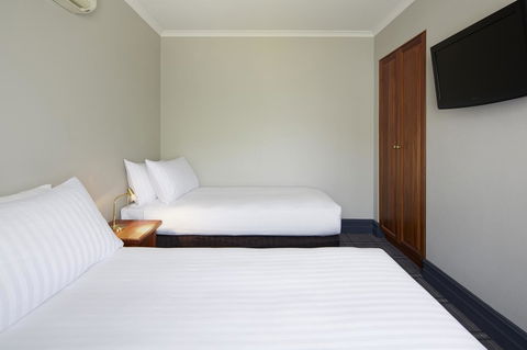 Brassey Hotel - Managed By Doma Hotels - Accommodation Daintree 9
