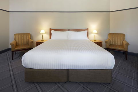Brassey Hotel - Managed By Doma Hotels - Accommodation Daintree 8