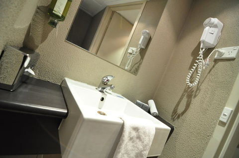 Pavilion On Northbourne - Accommodation Daintree 21
