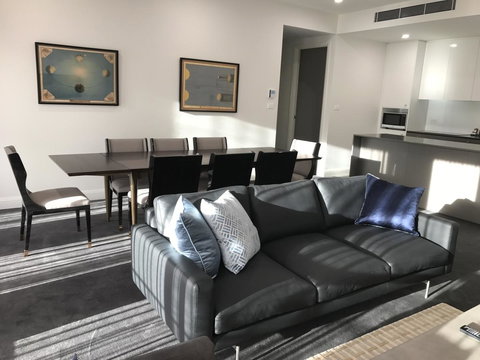 Knightsbridge Canberra - Accommodation Daintree 32