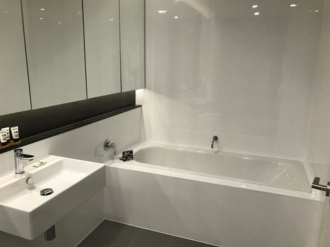 Knightsbridge Canberra - Accommodation Daintree 28