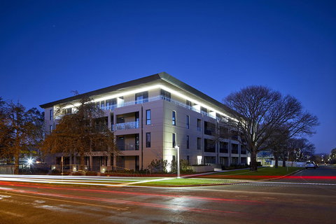 Knightsbridge Canberra - Accommodation Daintree 0