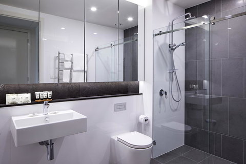 Knightsbridge Canberra - Accommodation Daintree 10