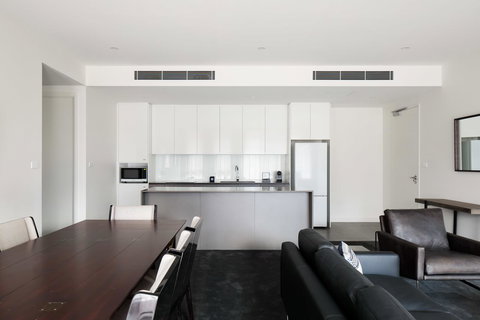 Knightsbridge Canberra - Accommodation Daintree 11