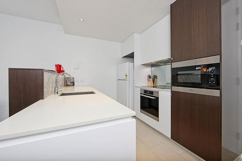 Realm Park 39 Barton ACT - Accommodation Daintree 11