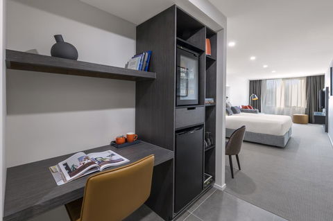 Deco Hotel Canberra - Accommodation Daintree 7
