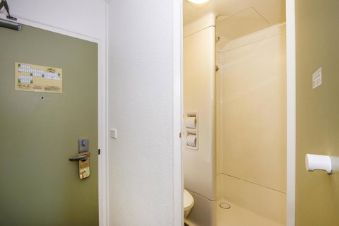 Ibis Budget Canberra - Accommodation Daintree 7
