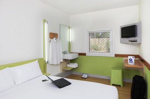 Ibis Budget Canberra - Accommodation Daintree 14