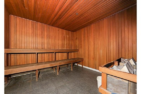 Spacious 1BR Stylish New Acton Apartment +Parking - Accommodation Daintree 4