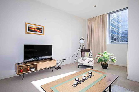 Spacious 1BR Stylish New Acton Apartment +Parking - Accommodation Daintree 0