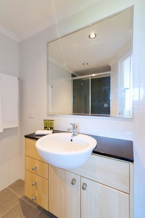 ALLARA CANBERRA - Accommodation Daintree 13