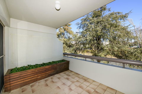 Accommodate Canberra - The Summit - Accommodation Daintree 7