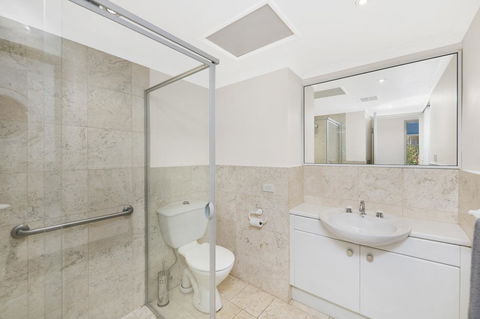 Accommodate Canberra - The Summit - Accommodation Daintree 9