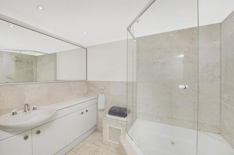 Accommodate Canberra - The Summit - Accommodation Daintree 12