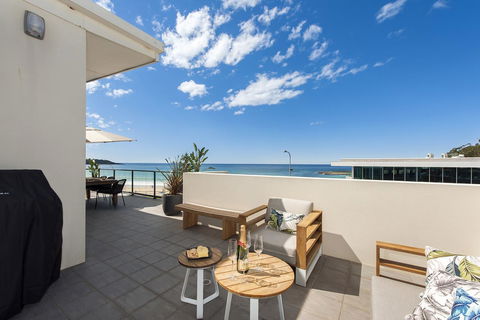 Mollymook Beachfront Penthouse 9 - Accommodation Daintree 9