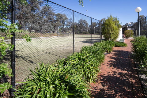 BreakFree Capital Tower Apartments - Accommodation Daintree 19