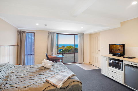 Heritage House Motel & Units - Accommodation Daintree 1