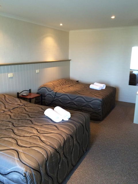 Heritage House Motel & Units - Accommodation Daintree 12