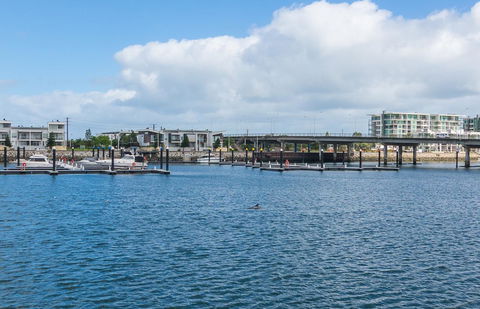Port Adelaide Harbourside House - Accommodation Daintree 10