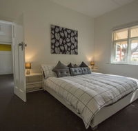 Cowan Street Bungalow - Accommodation Daintree