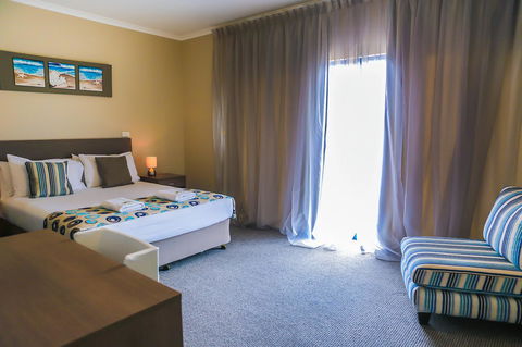 Marina Hotel - Accommodation Daintree 31