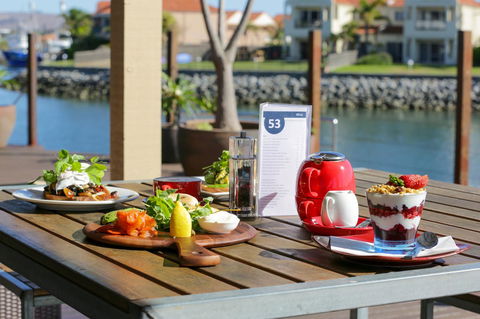 Marina Hotel - Accommodation Daintree 40