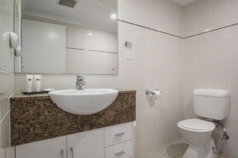 Marina Hotel - Accommodation Daintree 13