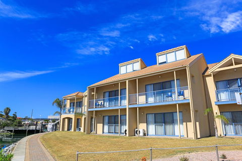 Marina Hotel - Accommodation Daintree 28